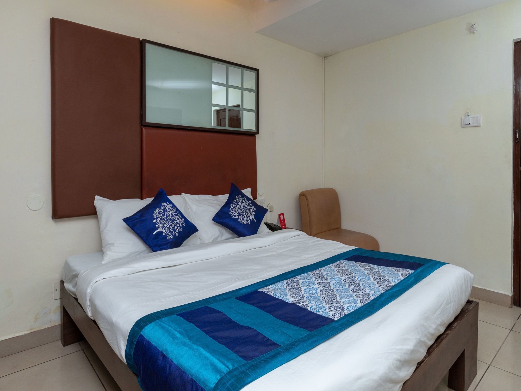 Oyo Flagship 15018 Golden Manor Chennai Central Exterior photo